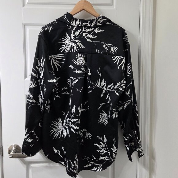 Dynamite Blouse - Picture 2 of 5